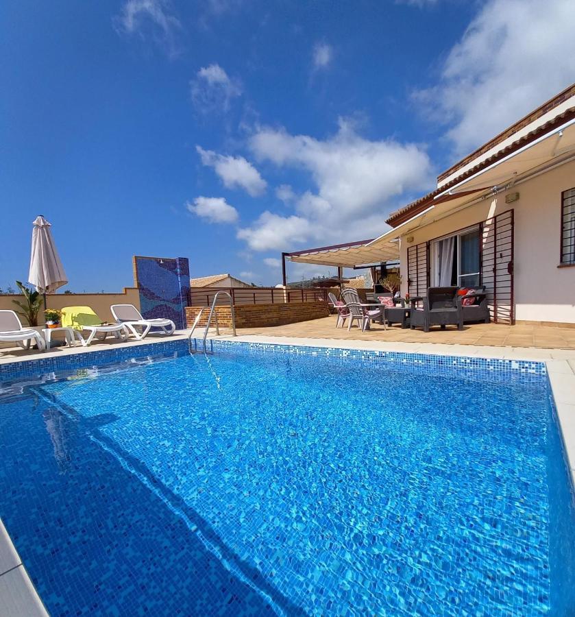Villa Las Tres J มาลากา ภายนอก รูปภาพ